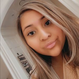 Meet your Posher, Naidalyn